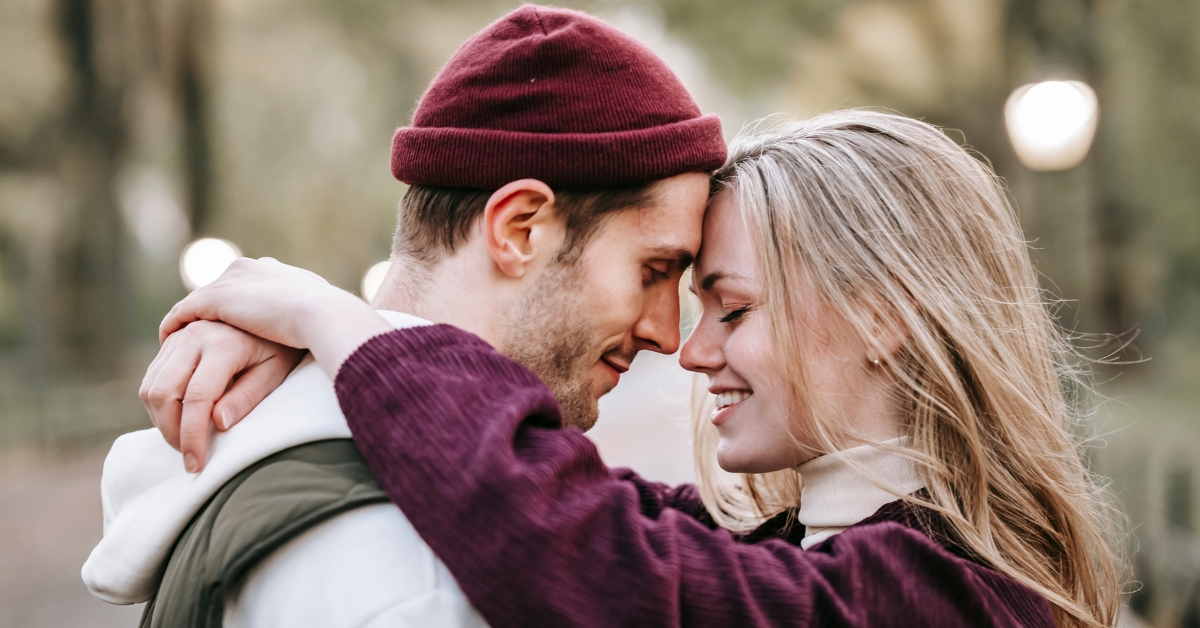 7 Simple Ways To Make Him Want To Commit To You